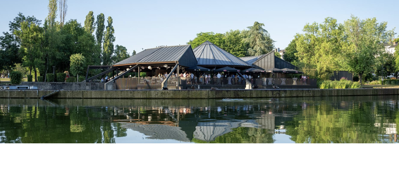 L'étang du restaurant le Pavillon de Merl